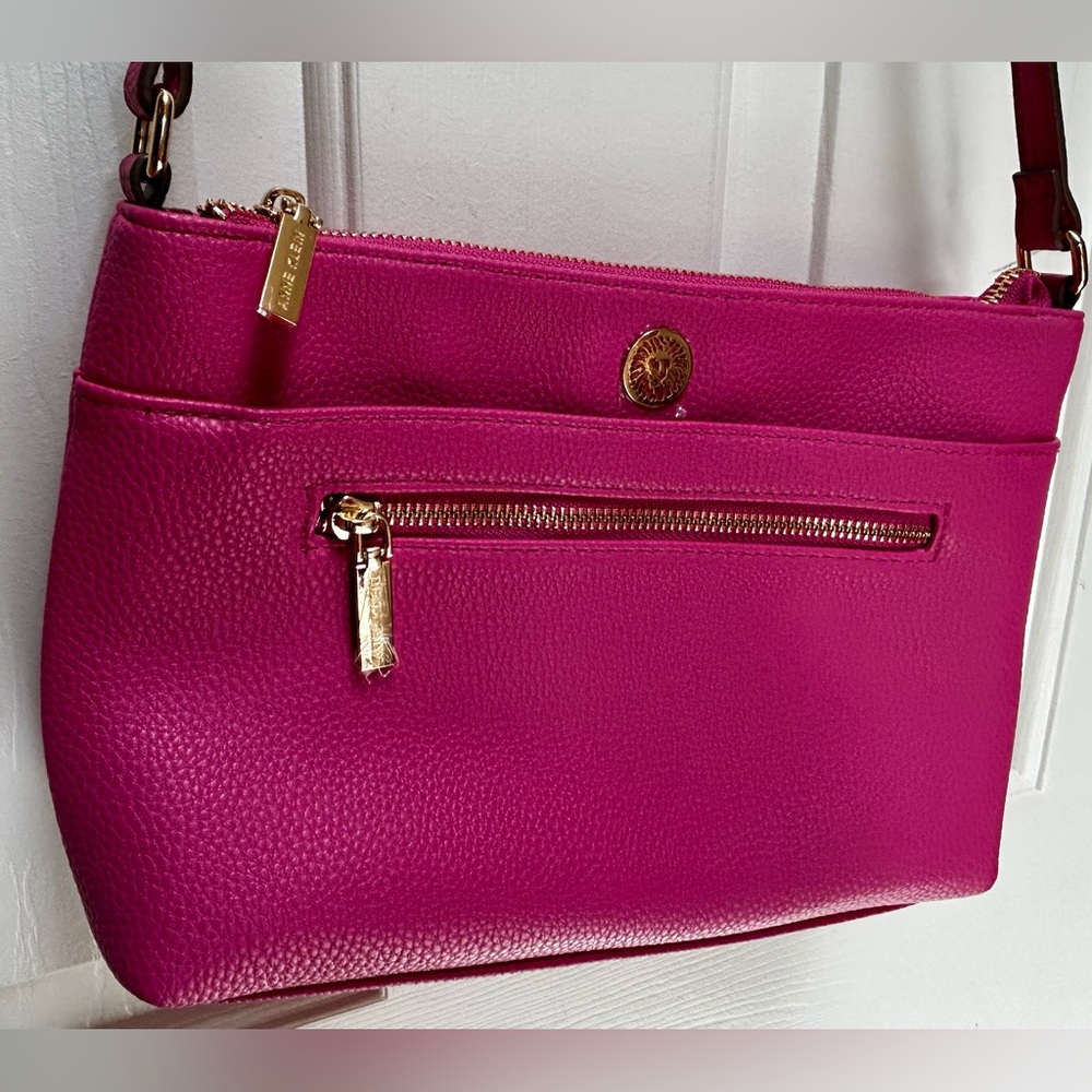 NWOT ANNE KLEIN Hot Pink Cross Body Purse Zipper Closure
